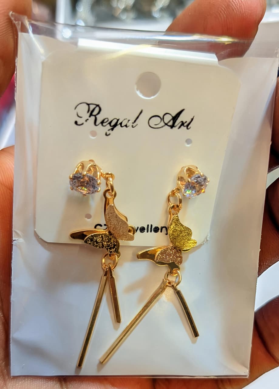 Trendy Butterflly Pearl Earrings